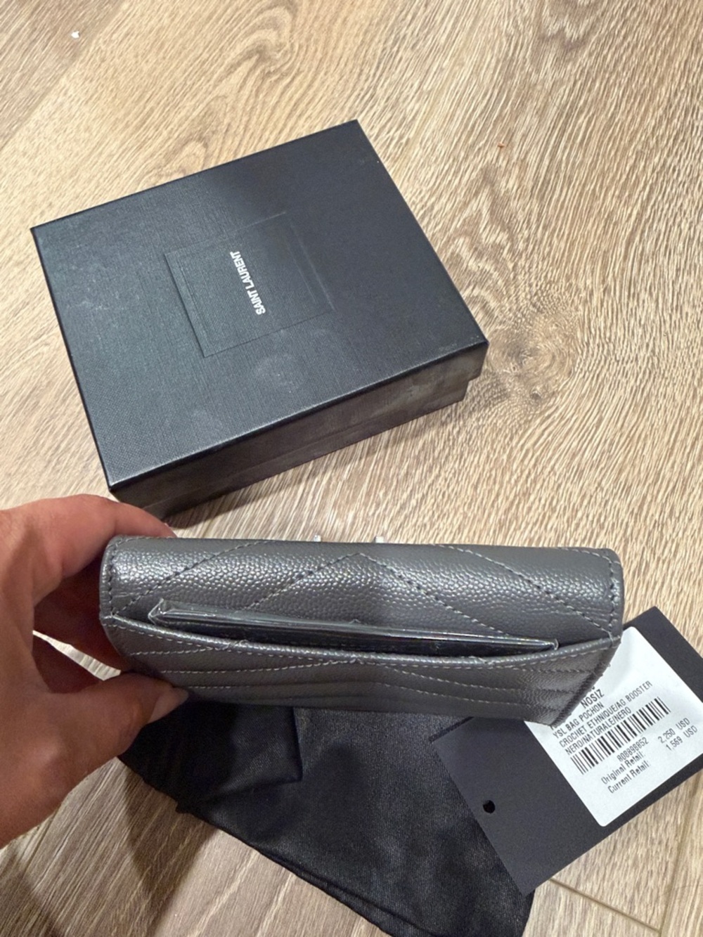 Saint Laurent Gray Chevron Quilted Leather Envelope Wallet with YSL Logo - Picture 5 of 5